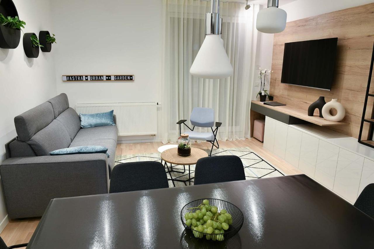 Astra Urban Garden Apartment, 2 Garage Parking Spaces Zagabria
