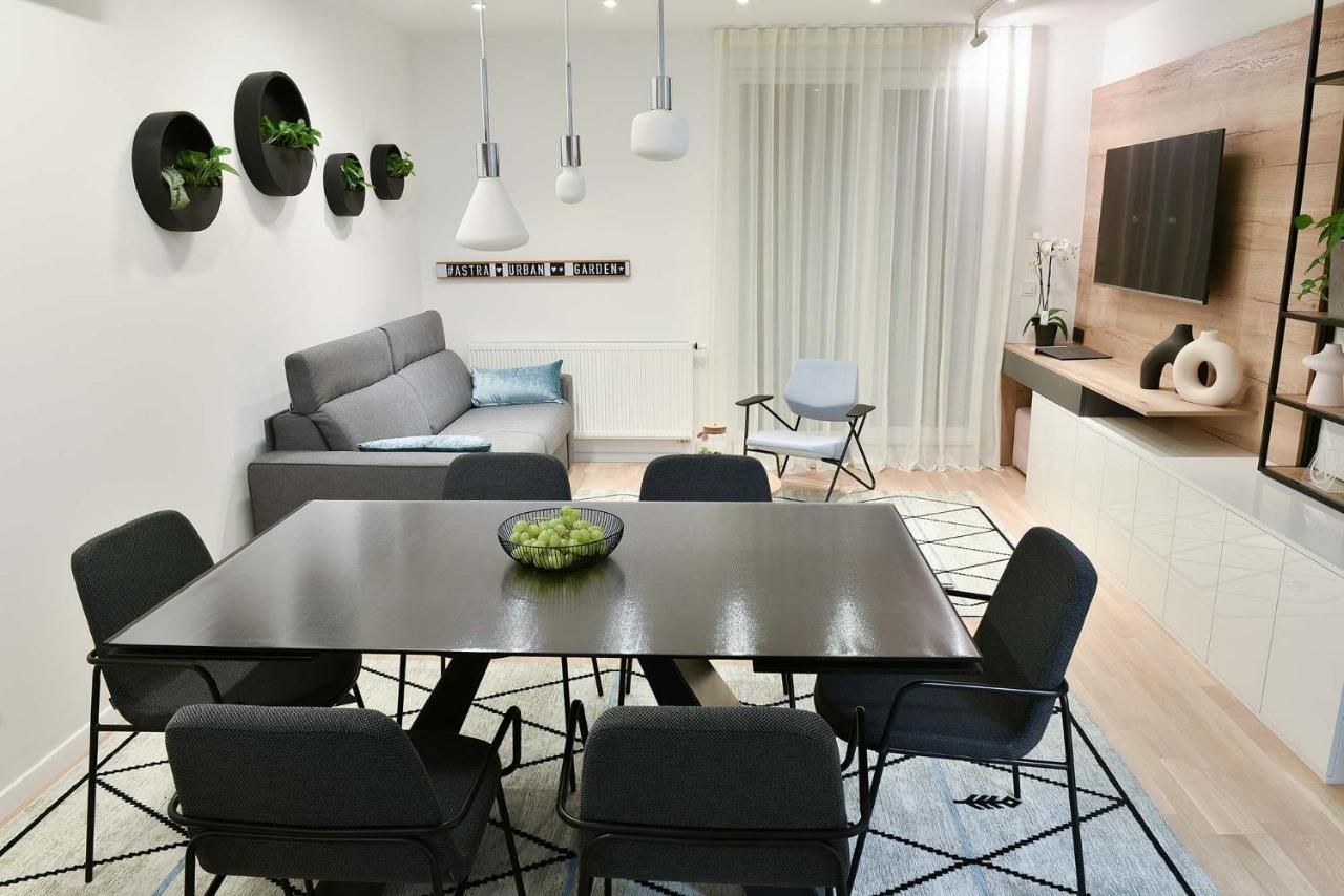 Lägenhet Astra Urban Garden Apartment, 2 Garage Parking Spaces *
