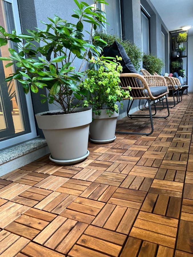 Astra Urban Garden Apartment, 2 Garage Parking Spaces * Zagabria