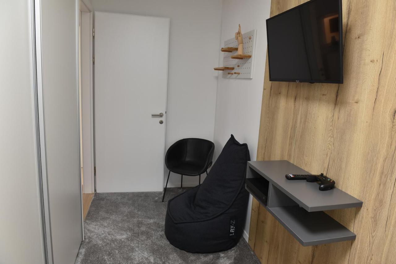 Lägenhet Astra Urban Garden Apartment, 2 Garage Parking Spaces Zagreb
